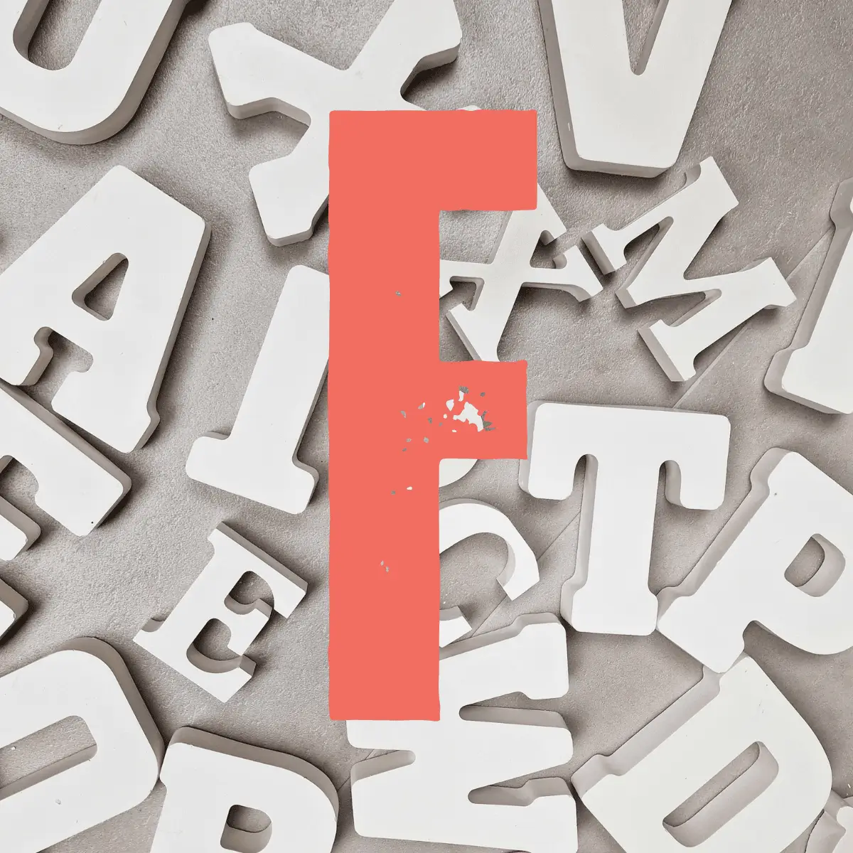 letter F keramisch gips