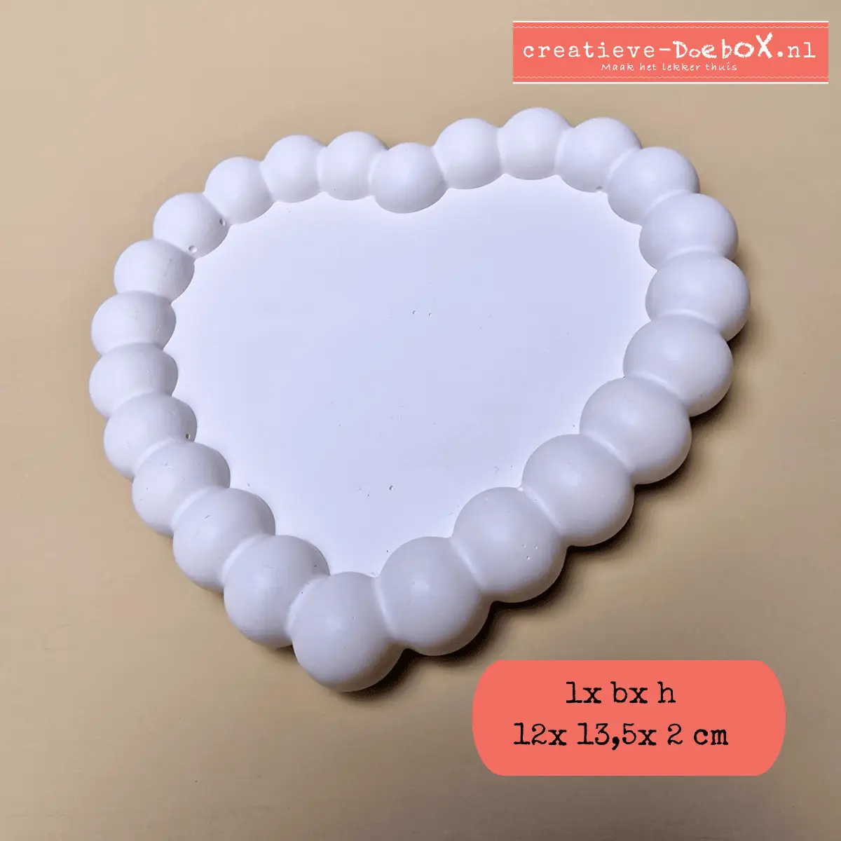 schaal in de vorm van een hartje